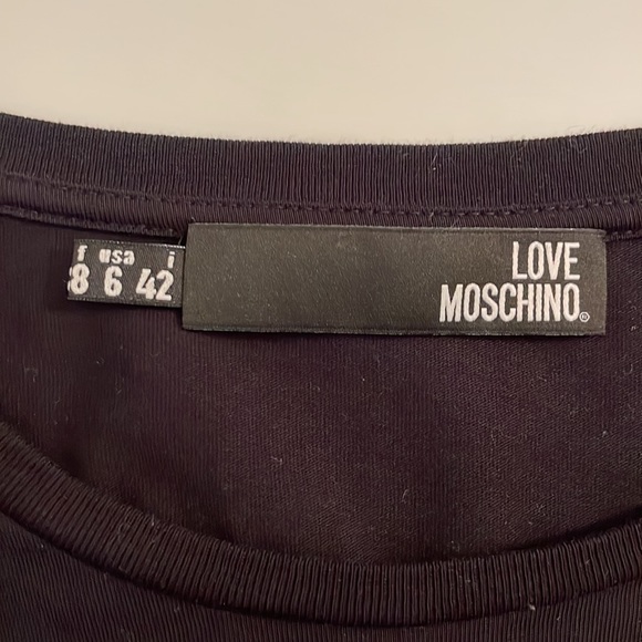 Like New Love Moschino Tee - Picture 3 of 4